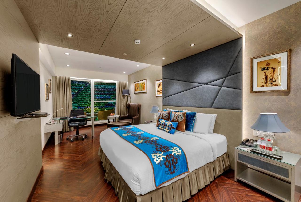 Marina- Shimla First Designer Boutique Hotel Buitenkant foto