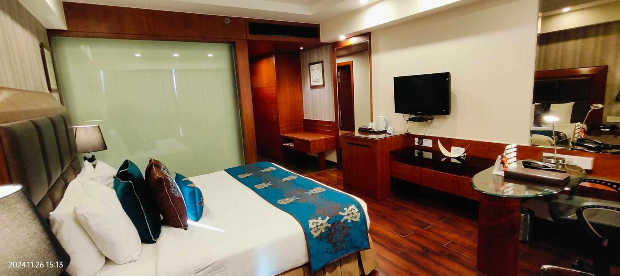 Marina- Shimla First Designer Boutique Hotel Buitenkant foto