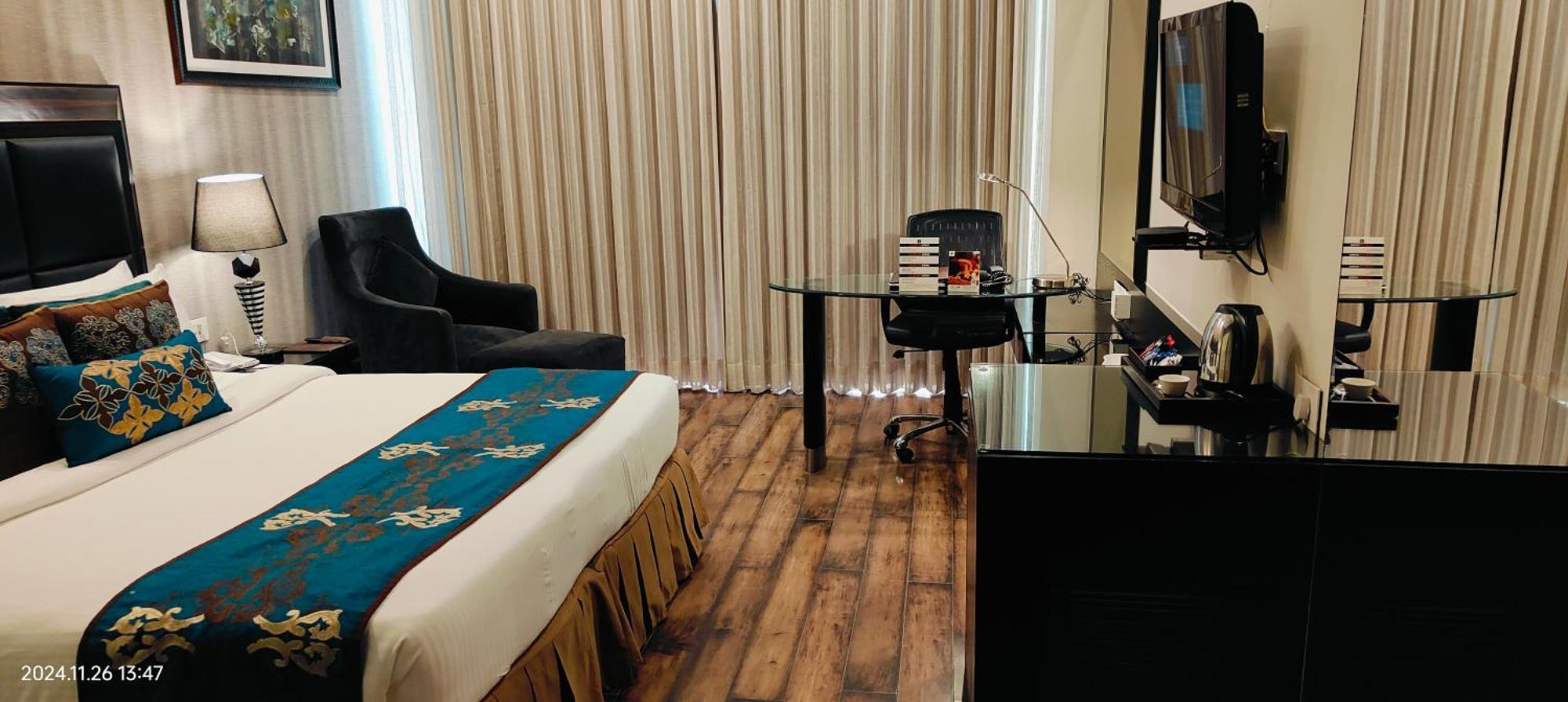 Marina- Shimla First Designer Boutique Hotel Buitenkant foto