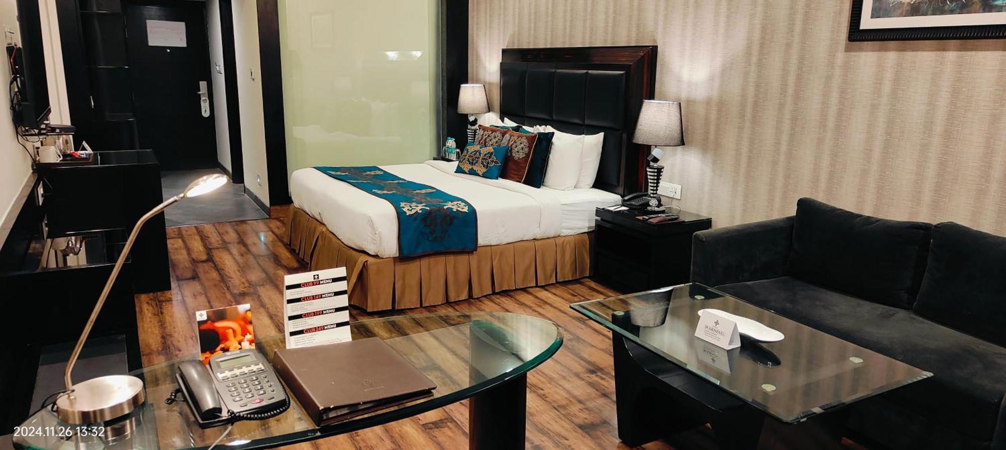 Marina- Shimla First Designer Boutique Hotel Buitenkant foto