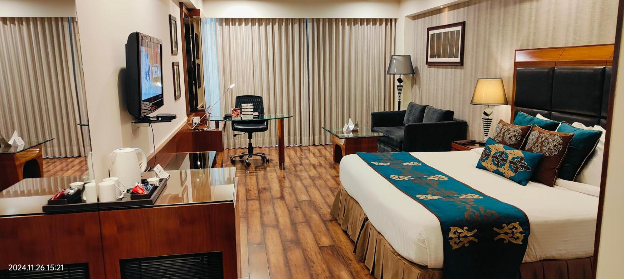 Marina- Shimla First Designer Boutique Hotel Buitenkant foto