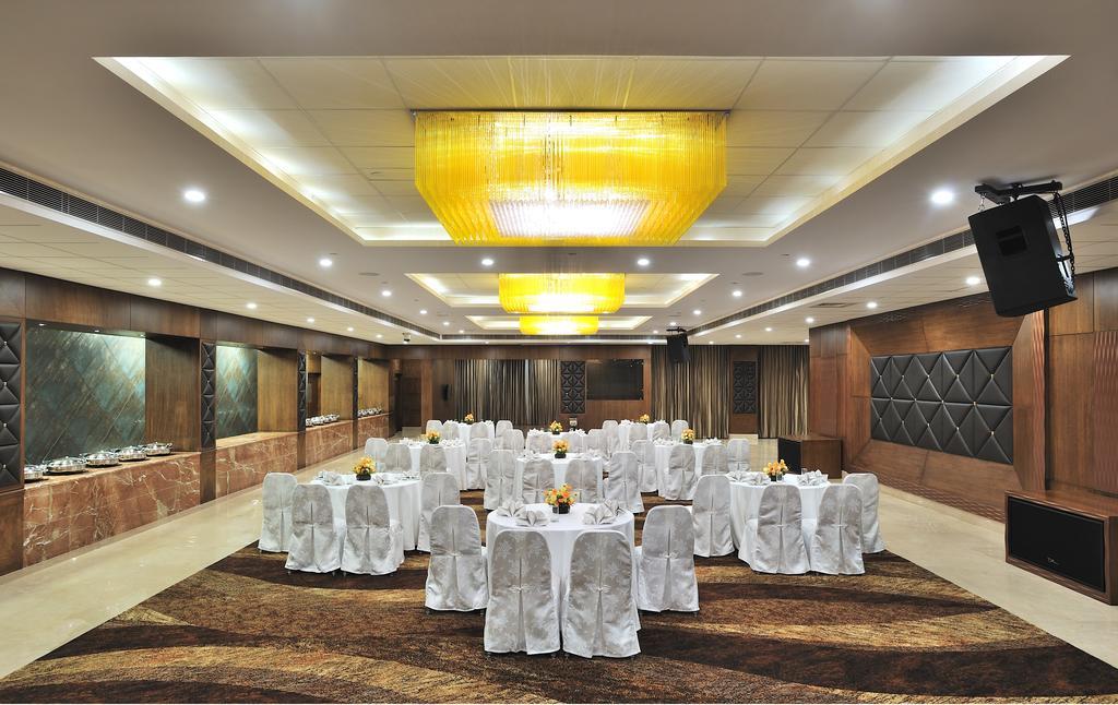 Marina- Shimla First Designer Boutique Hotel Buitenkant foto